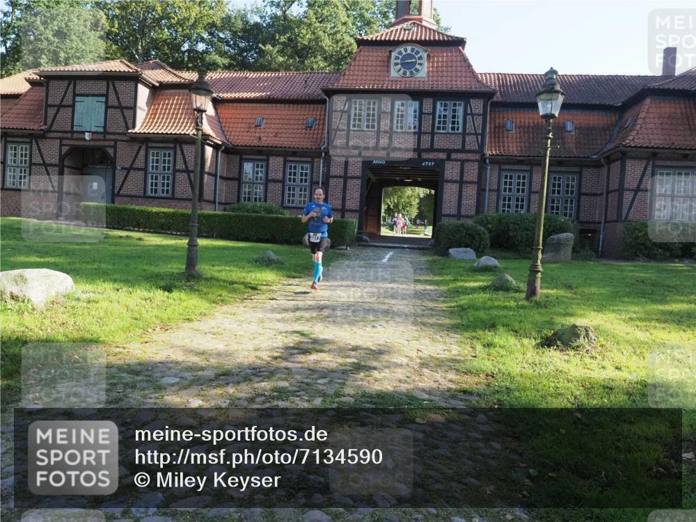 22.09.2024 - 32. Volkslauf durch das schöne Alstertal Miley Keyser http://msf.ph/oto/7134590 22.09.2024 10:59:10 Laufen 3317, 1757 meine-sportfotos.de