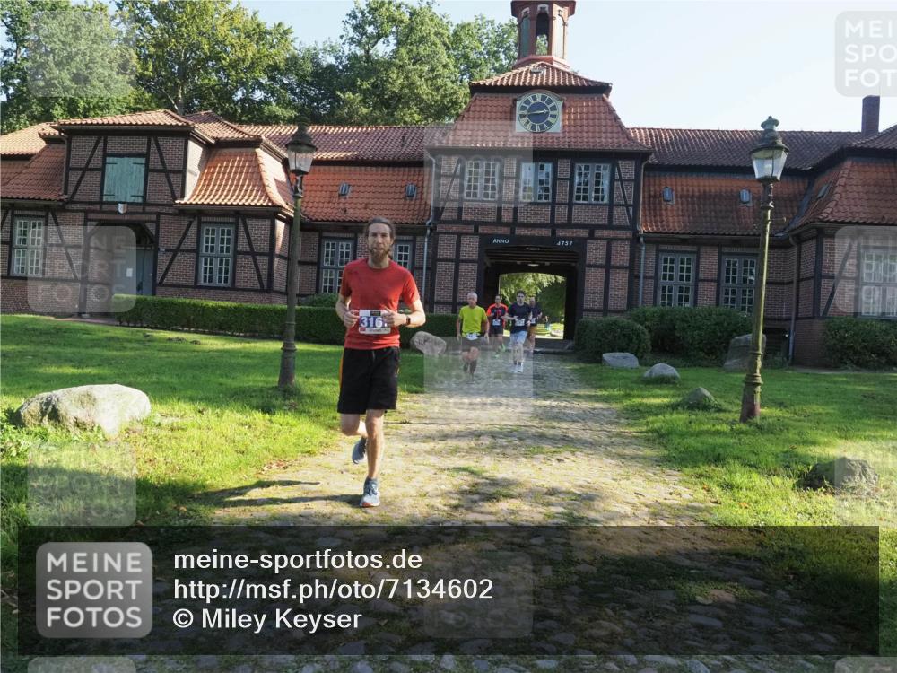 22.09.2024 - 32. Volkslauf durch das schöne Alstertal Miley Keyser http://msf.ph/oto/7134602 22.09.2024 10:59:02 Laufen 316, 4757 meine-sportfotos.de