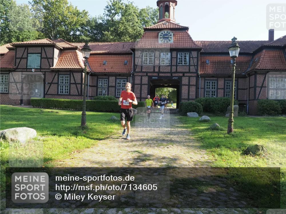 22.09.2024 - 32. Volkslauf durch das schöne Alstertal Miley Keyser http://msf.ph/oto/7134605 22.09.2024 10:59:01 Laufen 3161, 1757 meine-sportfotos.de