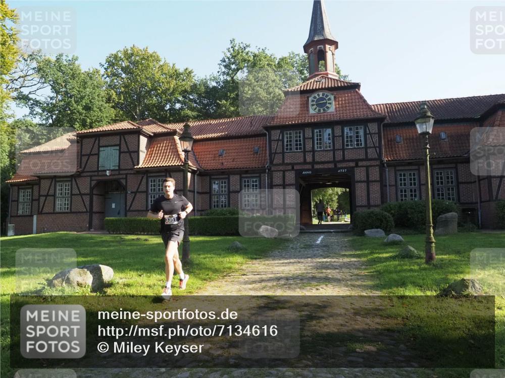 22.09.2024 - 32. Volkslauf durch das schöne Alstertal Miley Keyser http://msf.ph/oto/7134616 22.09.2024 10:58:51 Laufen  meine-sportfotos.de