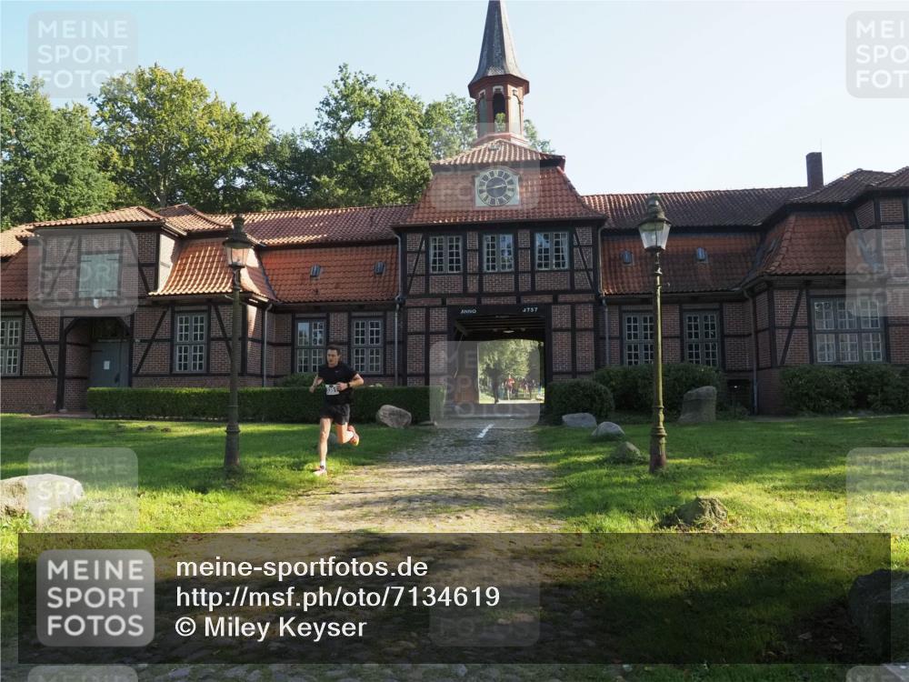 22.09.2024 - 32. Volkslauf durch das schöne Alstertal Miley Keyser http://msf.ph/oto/7134619 22.09.2024 10:58:49 Laufen 4757 meine-sportfotos.de