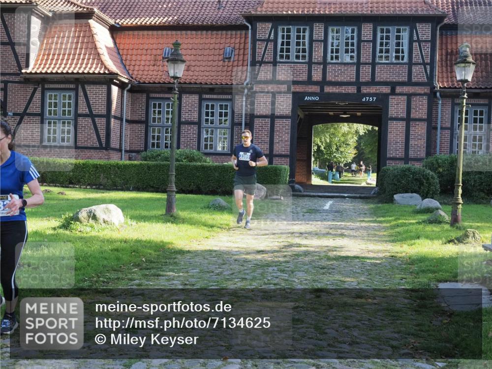 22.09.2024 - 32. Volkslauf durch das schöne Alstertal Miley Keyser http://msf.ph/oto/7134625 22.09.2024 10:58:31 Laufen 1757 meine-sportfotos.de