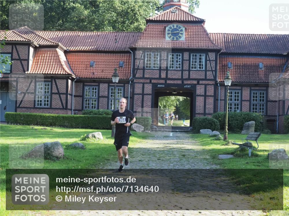 22.09.2024 - 32. Volkslauf durch das schöne Alstertal Miley Keyser http://msf.ph/oto/7134640 22.09.2024 10:58:20 Laufen 1757 meine-sportfotos.de