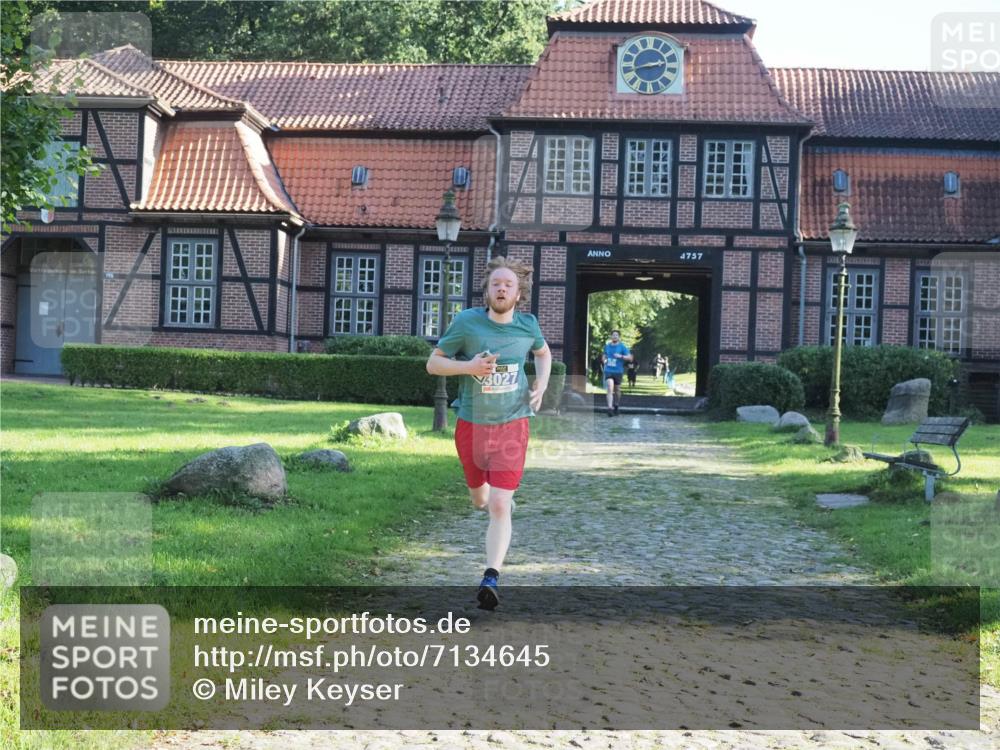 22.09.2024 - 32. Volkslauf durch das schöne Alstertal Miley Keyser http://msf.ph/oto/7134645 22.09.2024 10:58:02 Laufen 3027, 4757 meine-sportfotos.de