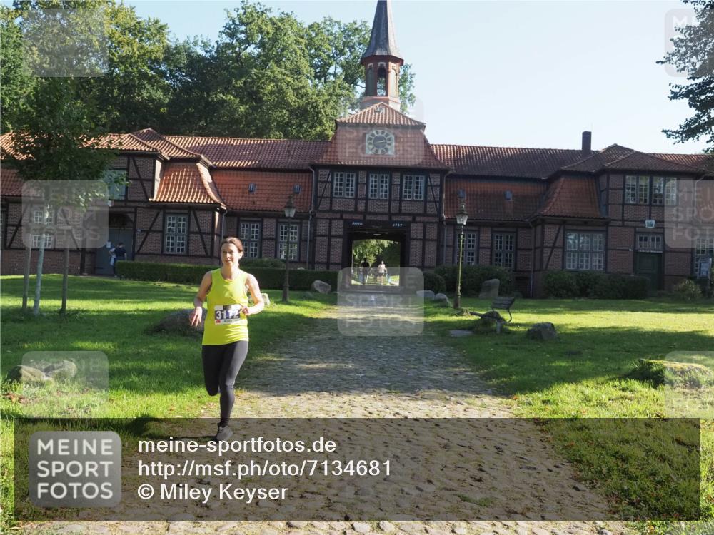22.09.2024 - 32. Volkslauf durch das schöne Alstertal Miley Keyser http://msf.ph/oto/7134681 22.09.2024 10:57:29 Laufen 3172, 3757 meine-sportfotos.de