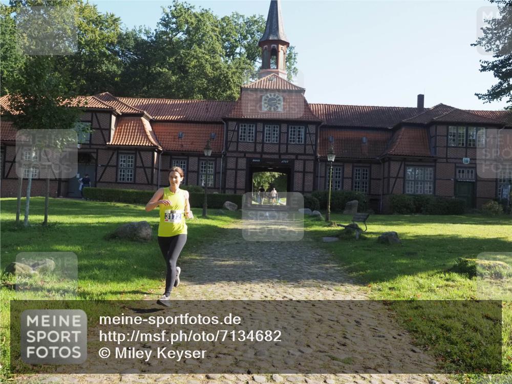 22.09.2024 - 32. Volkslauf durch das schöne Alstertal Miley Keyser http://msf.ph/oto/7134682 22.09.2024 10:57:29 Laufen 3172 meine-sportfotos.de