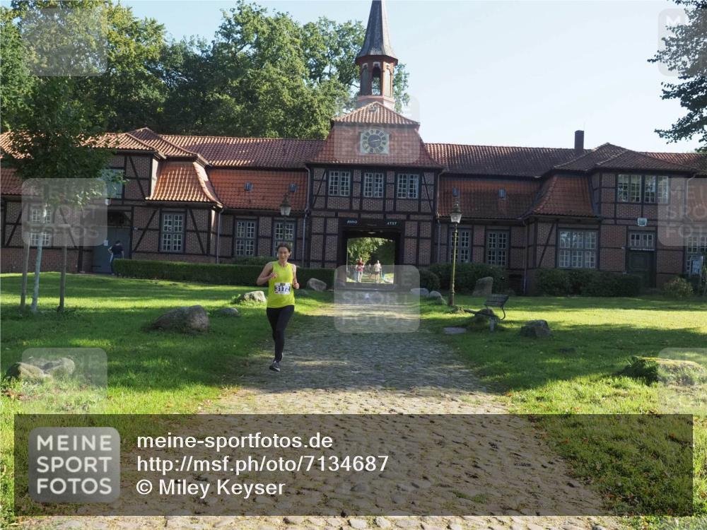 22.09.2024 - 32. Volkslauf durch das schöne Alstertal Miley Keyser http://msf.ph/oto/7134687 22.09.2024 10:57:28 Laufen 3172, 4757 meine-sportfotos.de