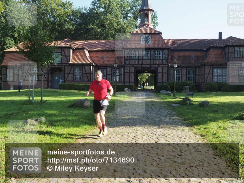 22.09.2024 - 32. Volkslauf durch das schöne Alstertal Miley Keyser http://msf.ph/oto/7134690 22.09.2024 10:57:18 Laufen 3757 meine-sportfotos.de