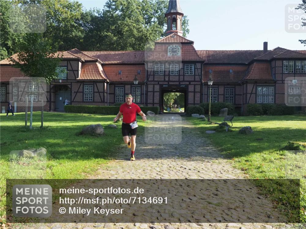 22.09.2024 - 32. Volkslauf durch das schöne Alstertal Miley Keyser http://msf.ph/oto/7134691 22.09.2024 10:57:17 Laufen 3757 meine-sportfotos.de