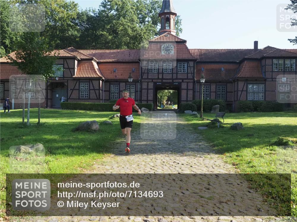 22.09.2024 - 32. Volkslauf durch das schöne Alstertal Miley Keyser http://msf.ph/oto/7134693 22.09.2024 10:57:17 Laufen 3757 meine-sportfotos.de