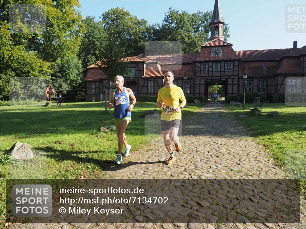 22.09.2024 - 32. Volkslauf durch das schöne Alstertal Miley Keyser http://msf.ph/oto/7134702 22.09.2024 10:57:09 Laufen 3330, 3341, 3737 meine-sportfotos.de