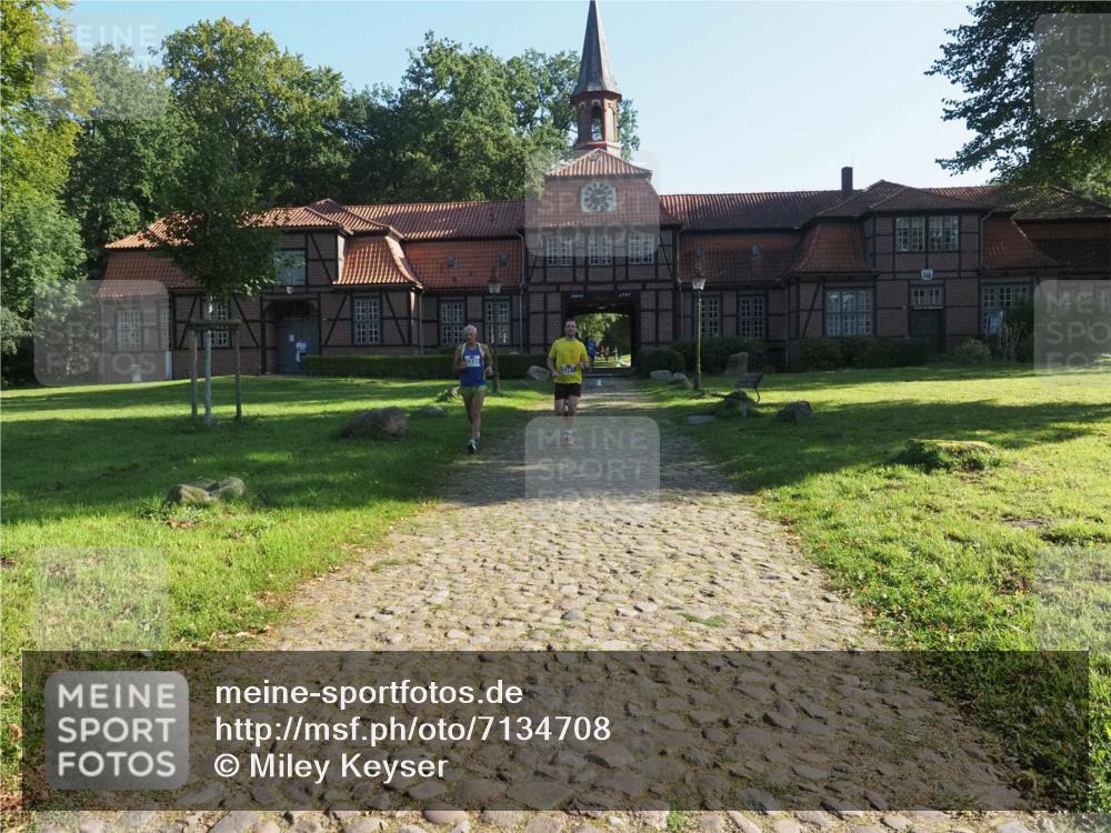 22.09.2024 - 32. Volkslauf durch das schöne Alstertal Miley Keyser http://msf.ph/oto/7134708 22.09.2024 10:57:07 Laufen  meine-sportfotos.de