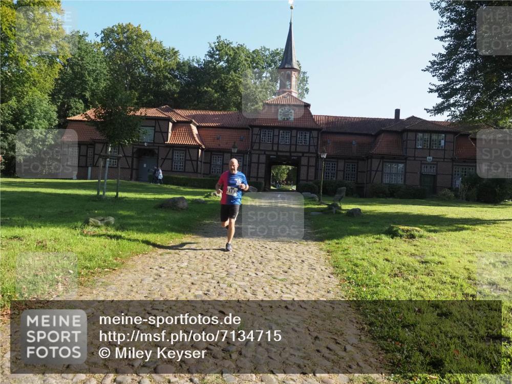 22.09.2024 - 32. Volkslauf durch das schöne Alstertal Miley Keyser http://msf.ph/oto/7134715 22.09.2024 10:56:40 Laufen  meine-sportfotos.de