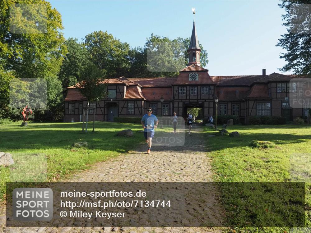 22.09.2024 - 32. Volkslauf durch das schöne Alstertal Miley Keyser http://msf.ph/oto/7134744 22.09.2024 10:56:18 Laufen 3277, 4757 meine-sportfotos.de