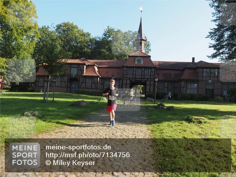 22.09.2024 - 32. Volkslauf durch das schöne Alstertal Miley Keyser http://msf.ph/oto/7134756 22.09.2024 10:56:10 Laufen 4757 meine-sportfotos.de