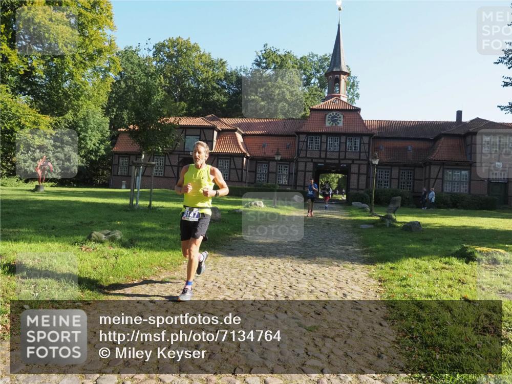 22.09.2024 - 32. Volkslauf durch das schöne Alstertal Miley Keyser http://msf.ph/oto/7134764 22.09.2024 10:56:05 Laufen 3147 meine-sportfotos.de