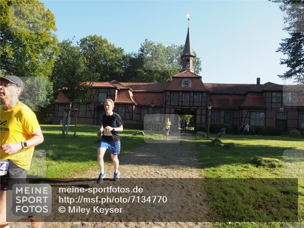 22.09.2024 - 32. Volkslauf durch das schöne Alstertal Miley Keyser http://msf.ph/oto/7134770 22.09.2024 10:56:01 Laufen 3148, 4 meine-sportfotos.de