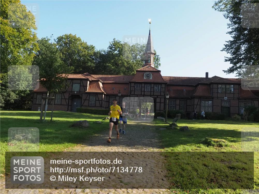 22.09.2024 - 32. Volkslauf durch das schöne Alstertal Miley Keyser http://msf.ph/oto/7134778 22.09.2024 10:55:59 Laufen  meine-sportfotos.de