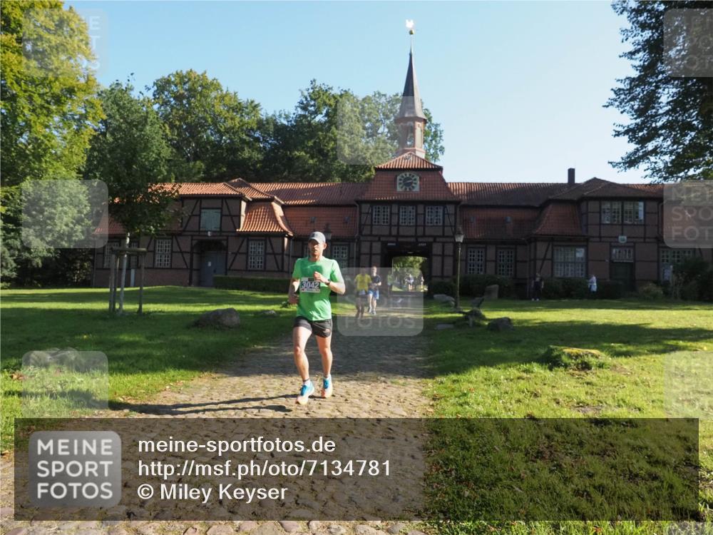 22.09.2024 - 32. Volkslauf durch das schöne Alstertal Miley Keyser http://msf.ph/oto/7134781 22.09.2024 10:55:57 Laufen 3042 meine-sportfotos.de