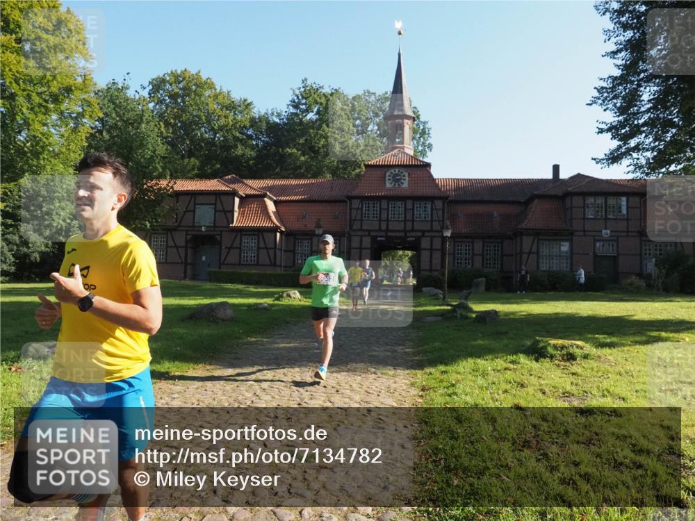 22.09.2024 - 32. Volkslauf durch das schöne Alstertal Miley Keyser http://msf.ph/oto/7134782 22.09.2024 10:55:57 Laufen  meine-sportfotos.de