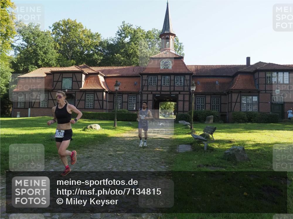 22.09.2024 - 32. Volkslauf durch das schöne Alstertal Miley Keyser http://msf.ph/oto/7134815 22.09.2024 10:54:48 Laufen 3938, 4757 meine-sportfotos.de