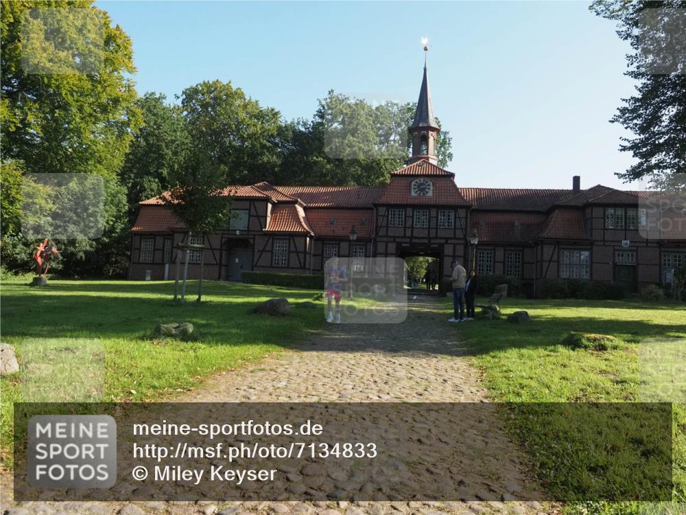 22.09.2024 - 32. Volkslauf durch das schöne Alstertal Miley Keyser http://msf.ph/oto/7134833 22.09.2024 10:54:06 Laufen  meine-sportfotos.de