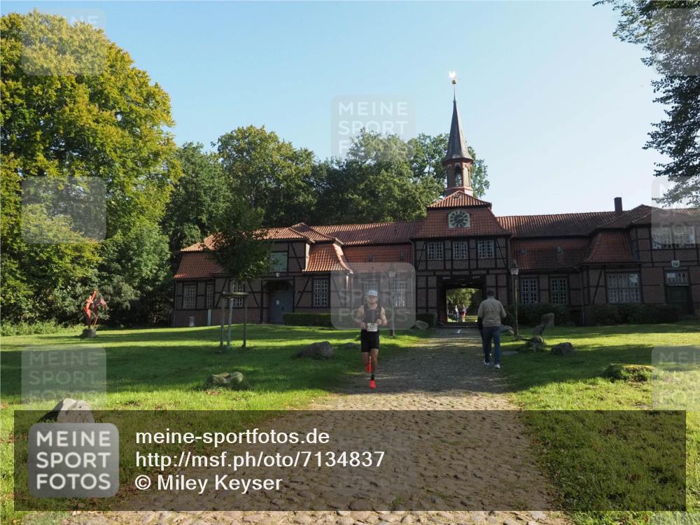 22.09.2024 - 32. Volkslauf durch das schöne Alstertal Miley Keyser http://msf.ph/oto/7134837 22.09.2024 10:53:57 Laufen  meine-sportfotos.de