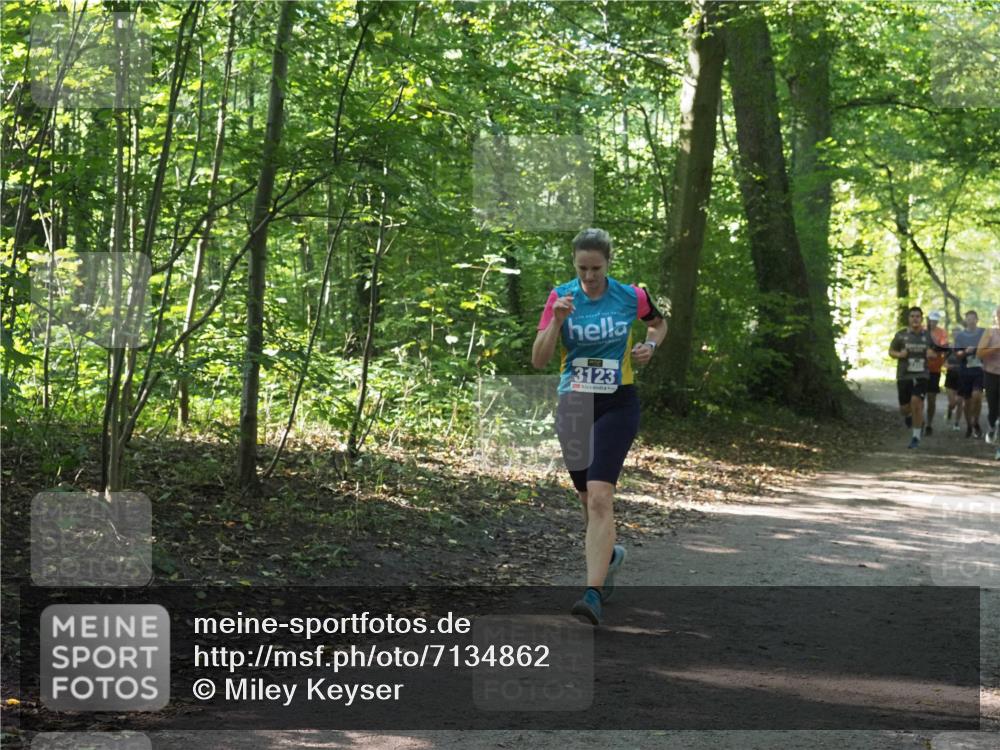 22.09.2024 - 32. Volkslauf durch das schöne Alstertal Miley Keyser http://msf.ph/oto/7134862 22.09.2024 10:52:13 Laufen 3123 meine-sportfotos.de