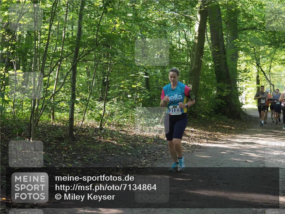 22.09.2024 - 32. Volkslauf durch das schöne Alstertal Miley Keyser http://msf.ph/oto/7134864 22.09.2024 10:52:13 Laufen 3123 meine-sportfotos.de