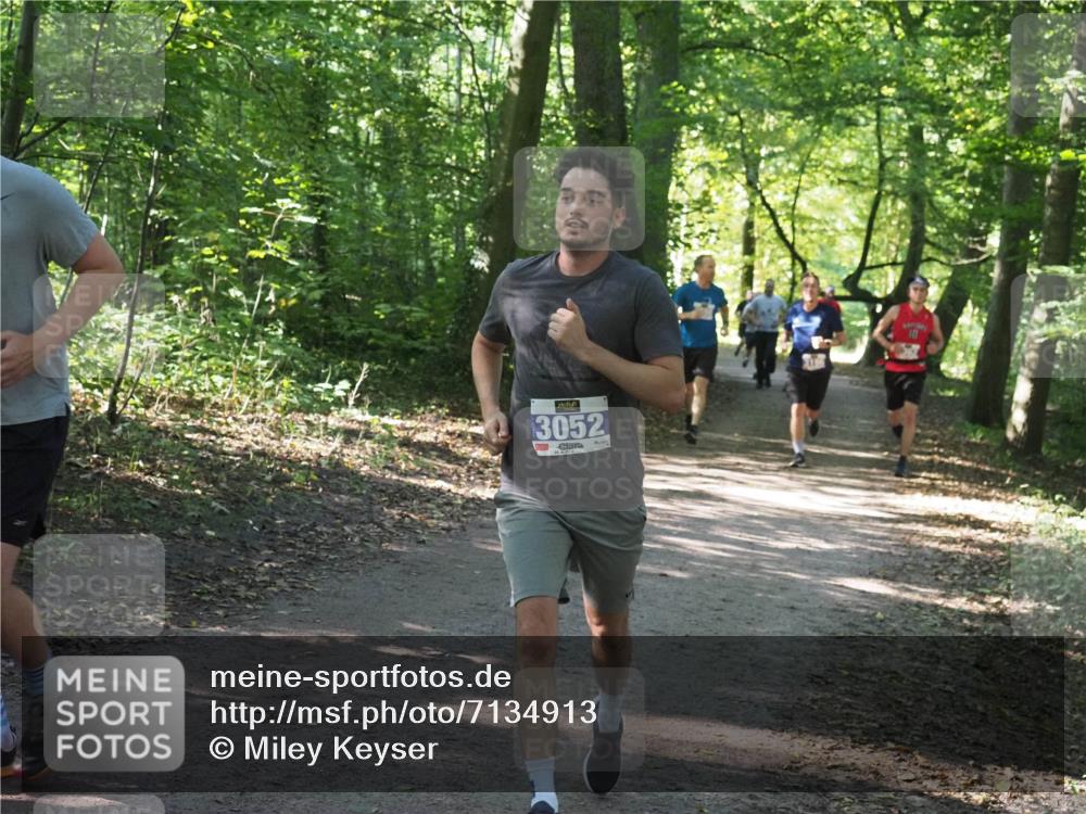 22.09.2024 - 32. Volkslauf durch das schöne Alstertal Miley Keyser http://msf.ph/oto/7134913 22.09.2024 10:51:47 Laufen 3052, 10 meine-sportfotos.de