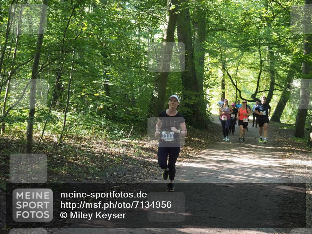 22.09.2024 - 32. Volkslauf durch das schöne Alstertal Miley Keyser http://msf.ph/oto/7134956 22.09.2024 10:51:26 Laufen 3333 meine-sportfotos.de