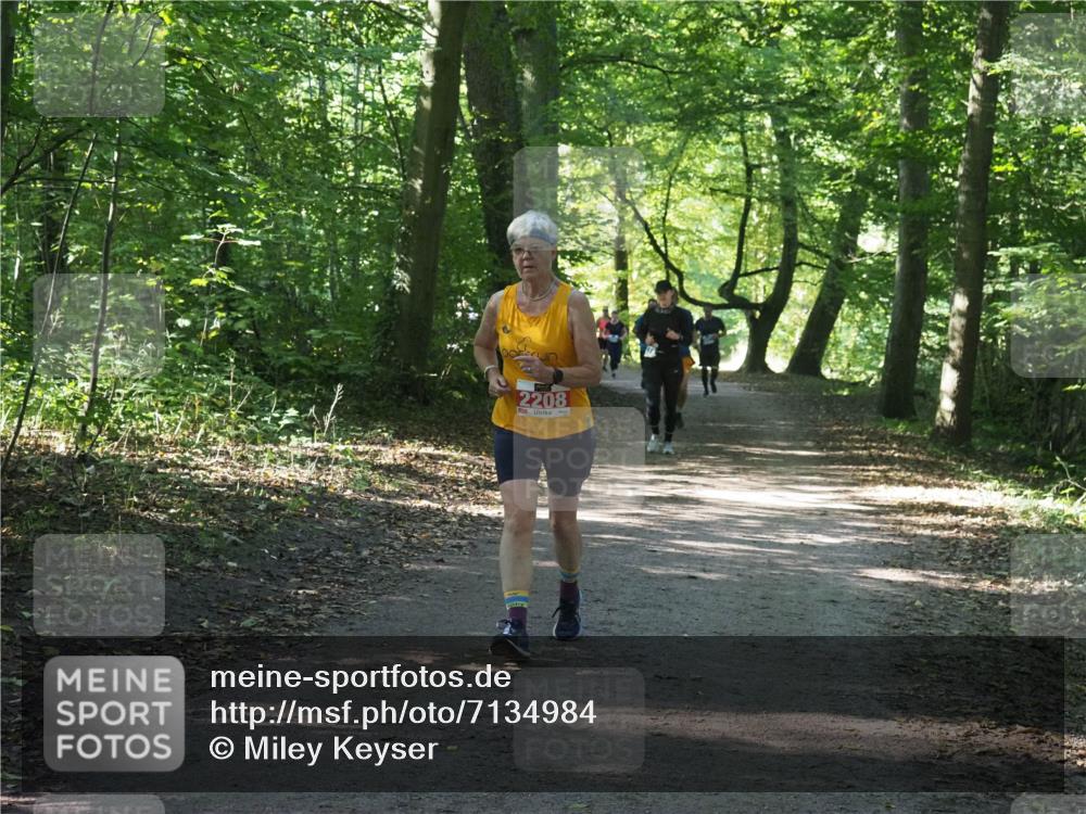 22.09.2024 - 32. Volkslauf durch das schöne Alstertal Miley Keyser http://msf.ph/oto/7134984 22.09.2024 10:51:15 Laufen 2208 meine-sportfotos.de