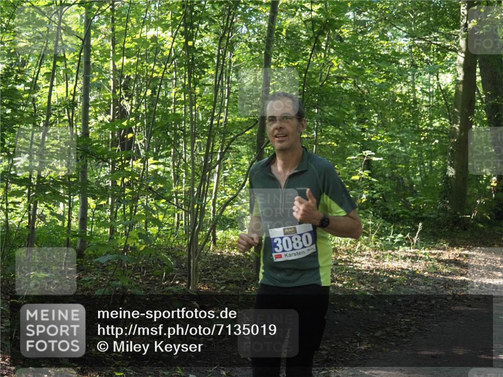 22.09.2024 - 32. Volkslauf durch das schöne Alstertal Miley Keyser http://msf.ph/oto/7135019 22.09.2024 10:50:51 Laufen 3080 meine-sportfotos.de