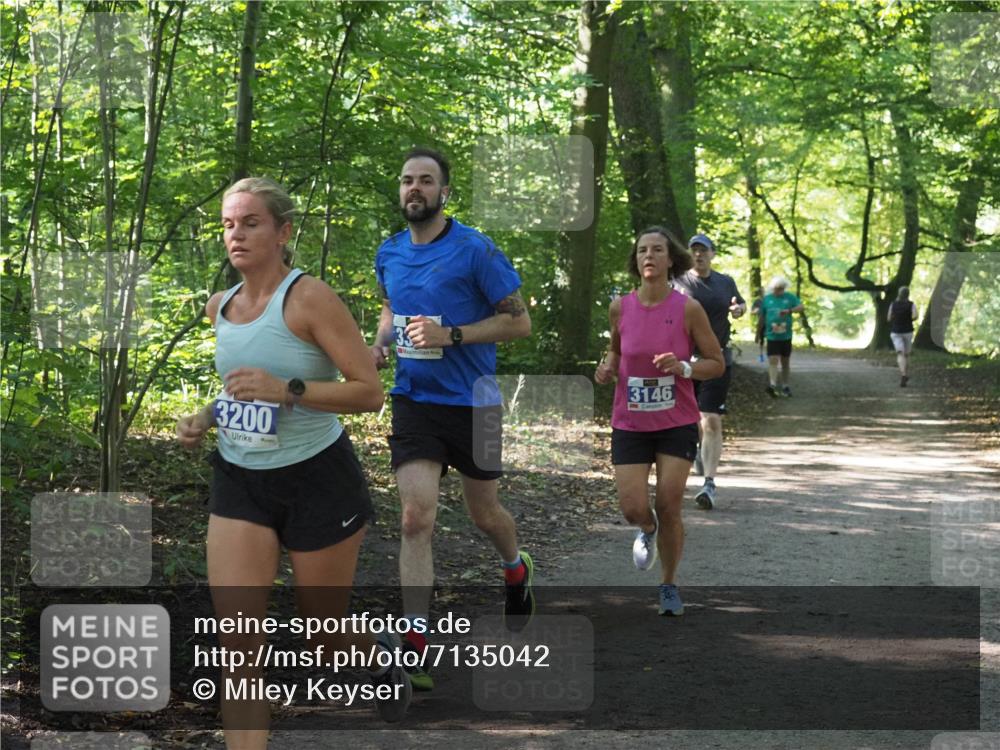 22.09.2024 - 32. Volkslauf durch das schöne Alstertal Miley Keyser http://msf.ph/oto/7135042 22.09.2024 10:50:40 Laufen 3200, 3146 meine-sportfotos.de