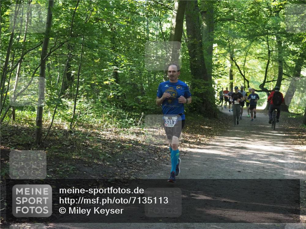 22.09.2024 - 32. Volkslauf durch das schöne Alstertal Miley Keyser http://msf.ph/oto/7135113 22.09.2024 10:50:05 Laufen 3317 meine-sportfotos.de