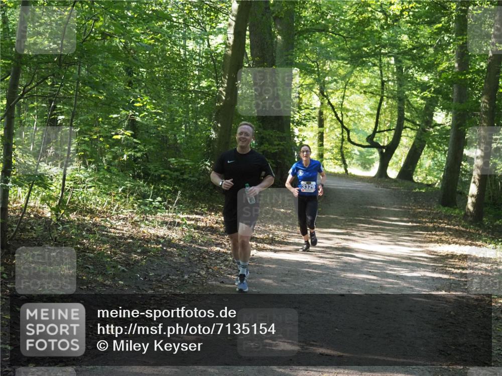 22.09.2024 - 32. Volkslauf durch das schöne Alstertal Miley Keyser http://msf.ph/oto/7135154 22.09.2024 10:49:43 Laufen 3329 meine-sportfotos.de