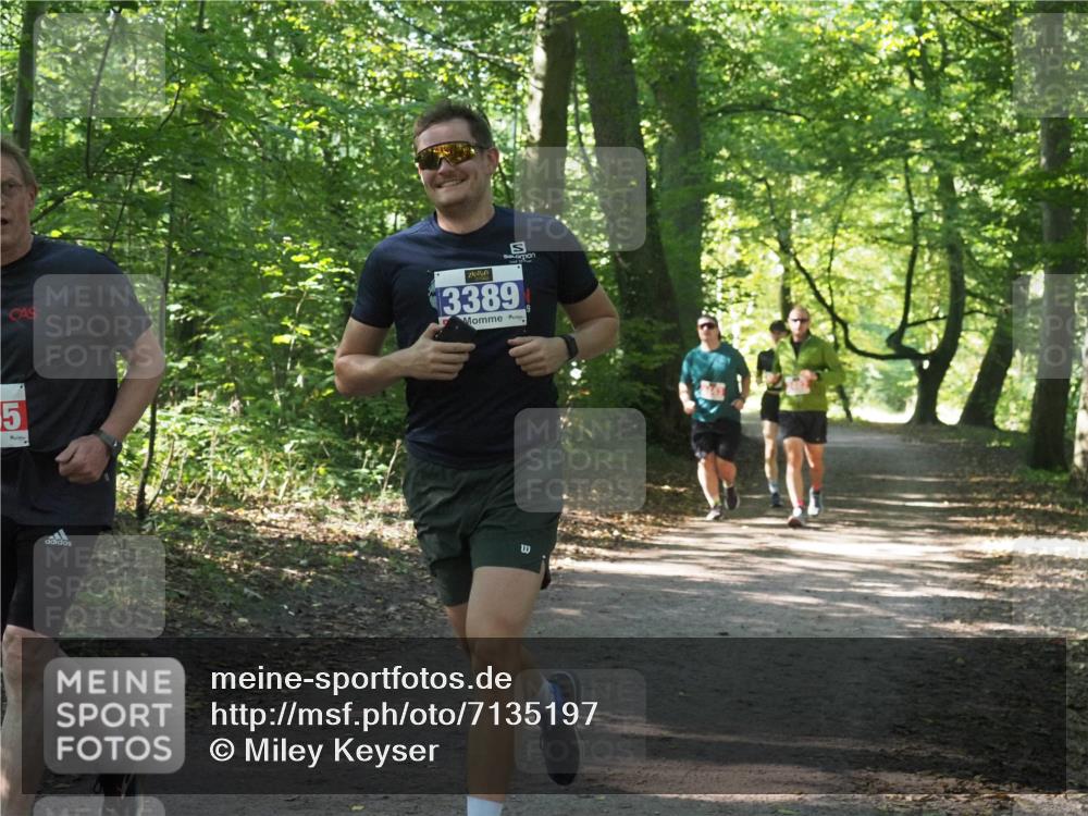 22.09.2024 - 32. Volkslauf durch das schöne Alstertal Miley Keyser http://msf.ph/oto/7135197 22.09.2024 10:49:11 Laufen 3389, 5 meine-sportfotos.de