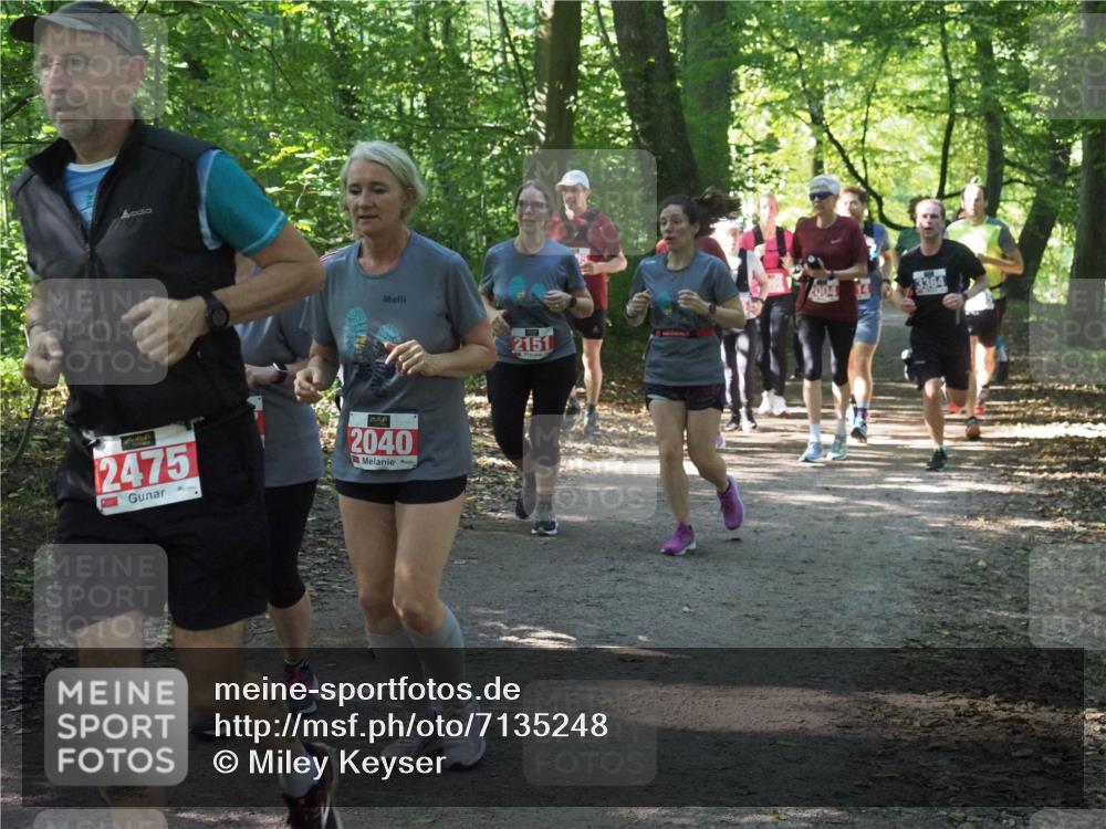 22.09.2024 - 32. Volkslauf durch das schöne Alstertal Miley Keyser http://msf.ph/oto/7135248 22.09.2024 10:48:55 Laufen 2475, 2040, 2151, 2004, 364 meine-sportfotos.de