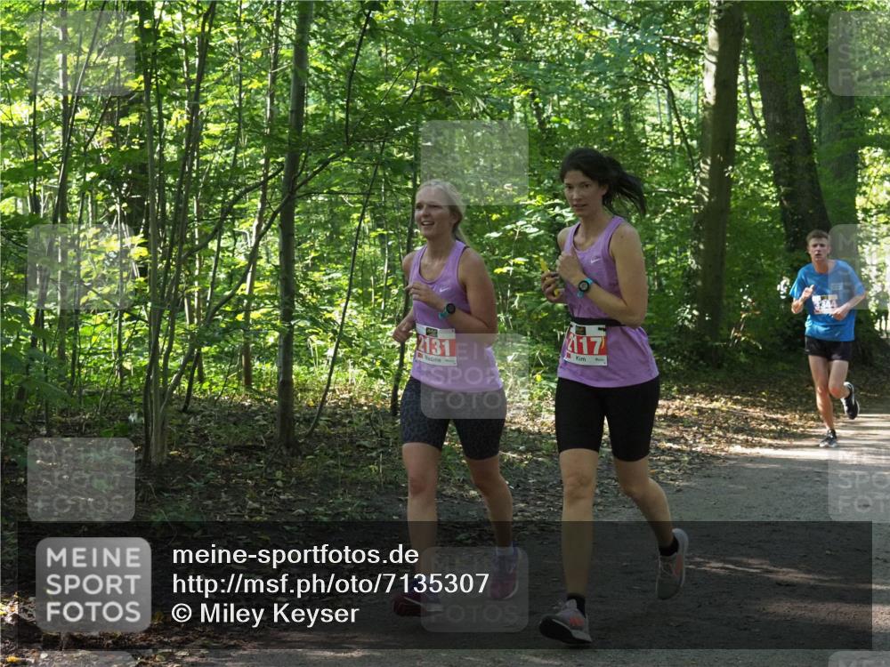 22.09.2024 - 32. Volkslauf durch das schöne Alstertal Miley Keyser http://msf.ph/oto/7135307 22.09.2024 10:48:26 Laufen 2131, 117 meine-sportfotos.de