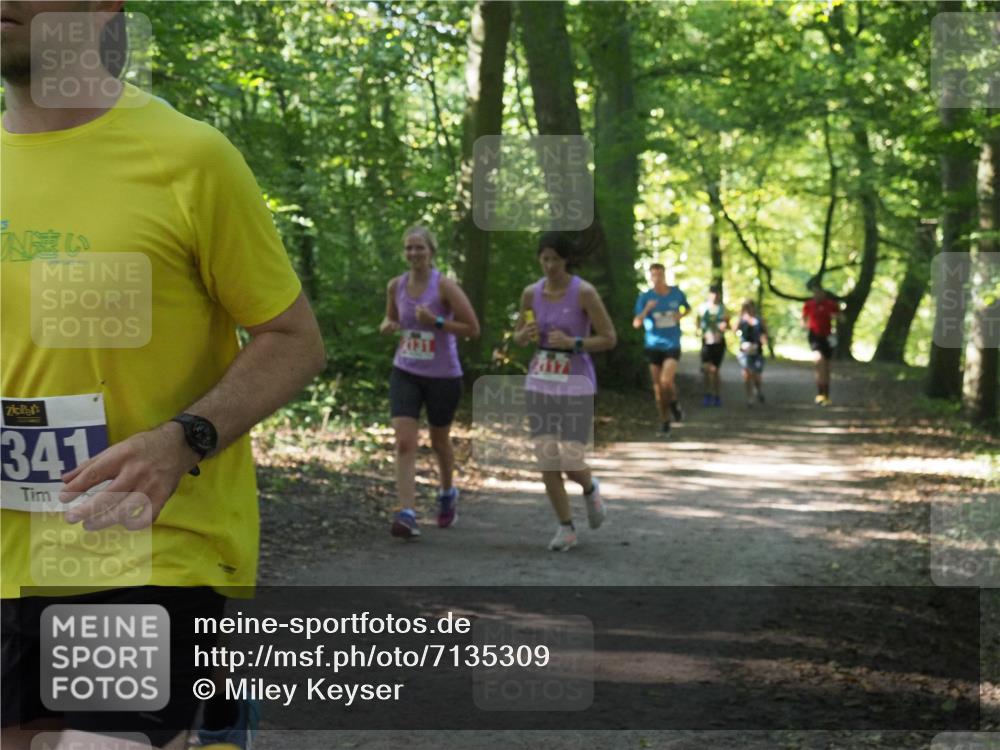 22.09.2024 - 32. Volkslauf durch das schöne Alstertal Miley Keyser http://msf.ph/oto/7135309 22.09.2024 10:48:24 Laufen 341, 131 meine-sportfotos.de