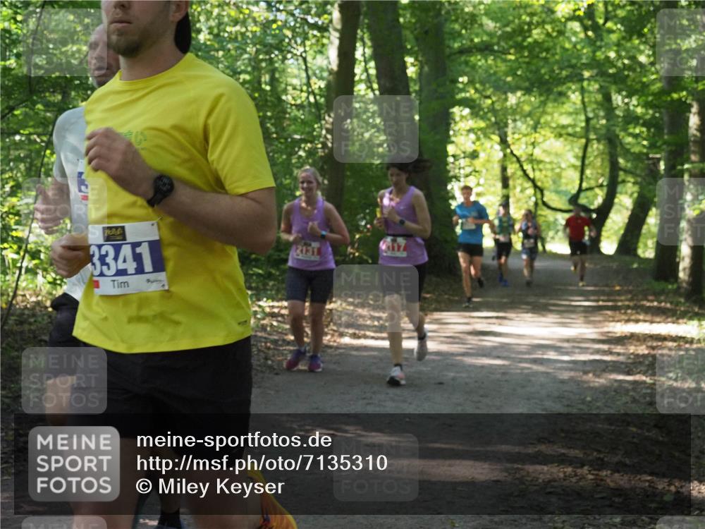 22.09.2024 - 32. Volkslauf durch das schöne Alstertal Miley Keyser http://msf.ph/oto/7135310 22.09.2024 10:48:24 Laufen 3341, 3131 meine-sportfotos.de