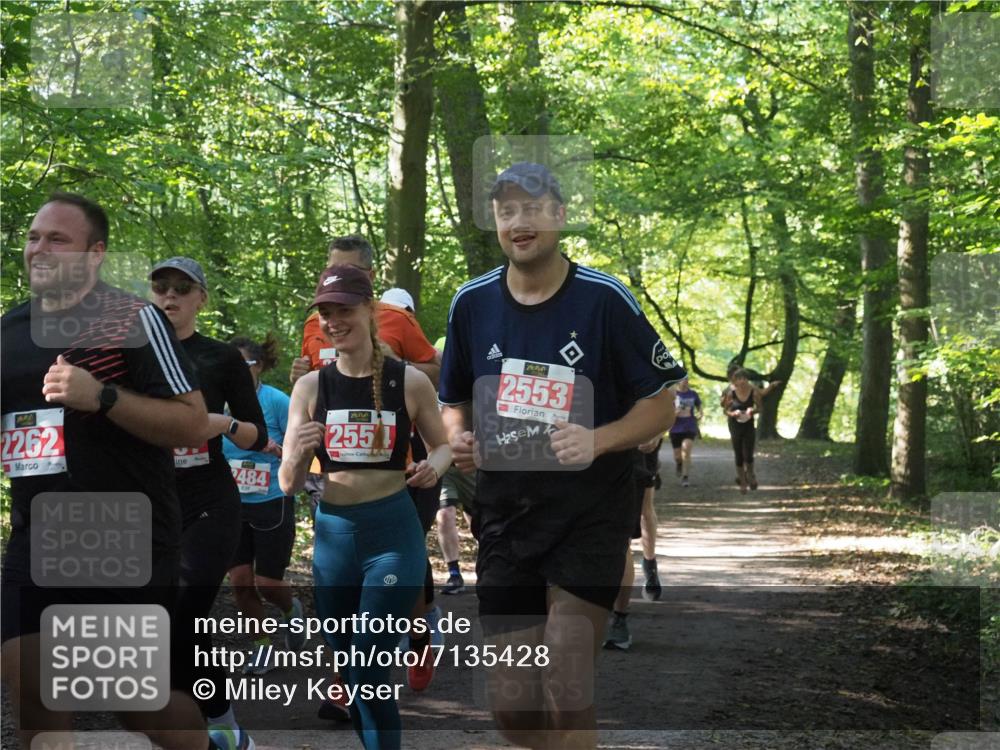 22.09.2024 - 32. Volkslauf durch das schöne Alstertal Miley Keyser http://msf.ph/oto/7135428 22.09.2024 10:47:33 Laufen 2262, 484, 255, 2553 meine-sportfotos.de