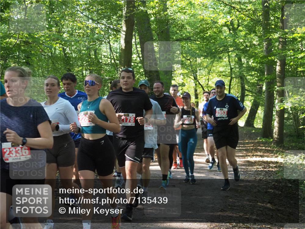 22.09.2024 - 32. Volkslauf durch das schöne Alstertal Miley Keyser http://msf.ph/oto/7135439 22.09.2024 10:47:31 Laufen 2336, 228, 178, 2553 meine-sportfotos.de