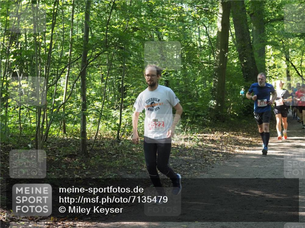 22.09.2024 - 32. Volkslauf durch das schöne Alstertal Miley Keyser http://msf.ph/oto/7135479 22.09.2024 10:47:21 Laufen 07, 2522, 2467 meine-sportfotos.de
