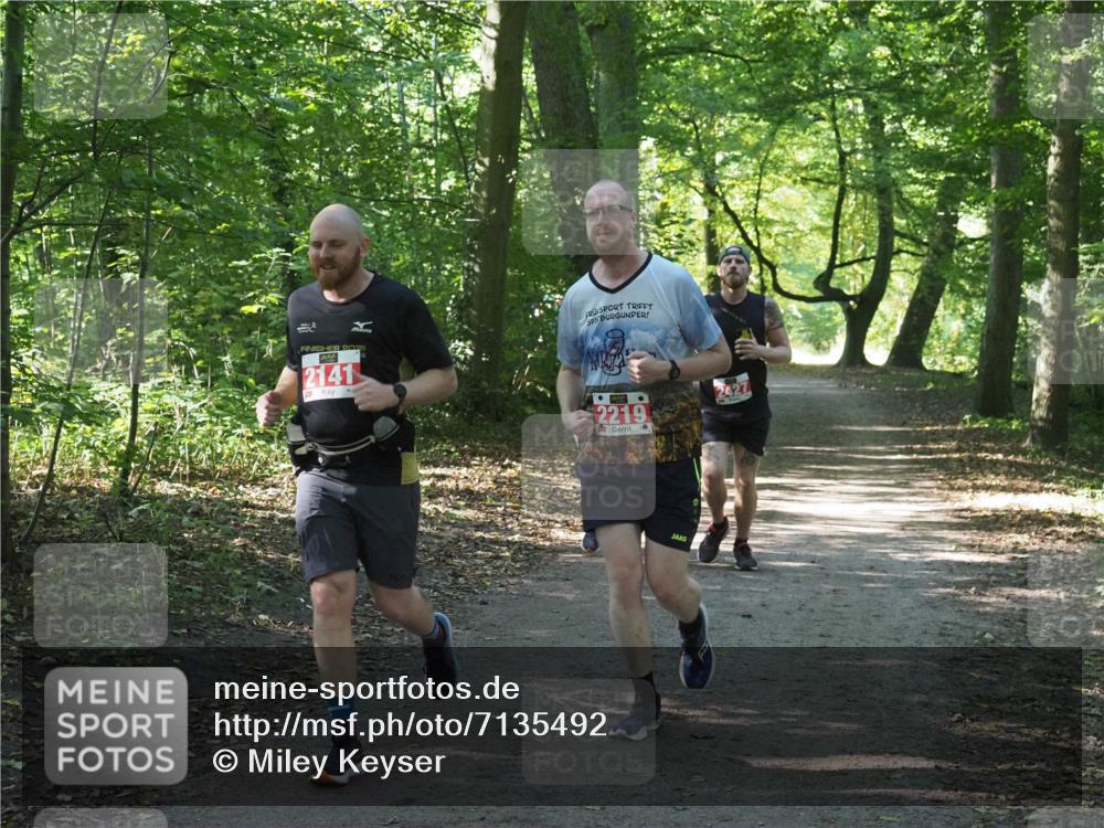 22.09.2024 - 32. Volkslauf durch das schöne Alstertal Miley Keyser http://msf.ph/oto/7135492 22.09.2024 10:47:12 Laufen 018, 2141, 2219, 2427 meine-sportfotos.de