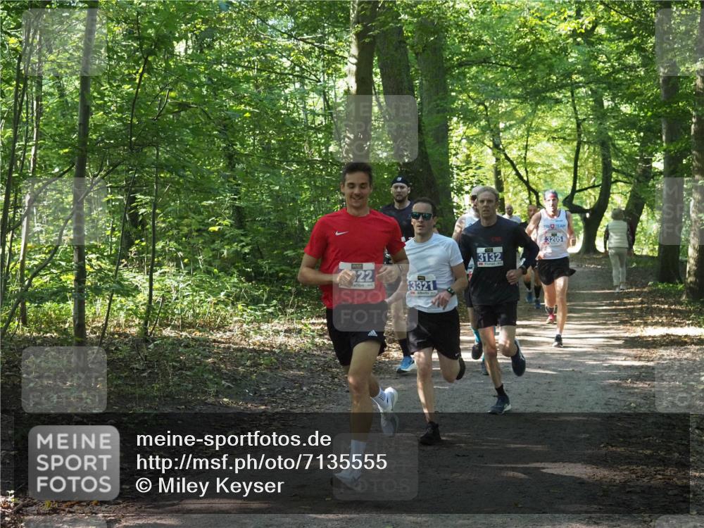 22.09.2024 - 32. Volkslauf durch das schöne Alstertal Miley Keyser http://msf.ph/oto/7135555 22.09.2024 10:46:46 Laufen 22, 3321, 3132, 3205 meine-sportfotos.de