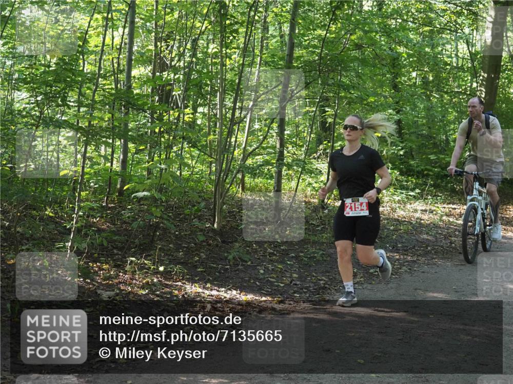 22.09.2024 - 32. Volkslauf durch das schöne Alstertal Miley Keyser http://msf.ph/oto/7135665 22.09.2024 10:45:54 Laufen 2154 meine-sportfotos.de