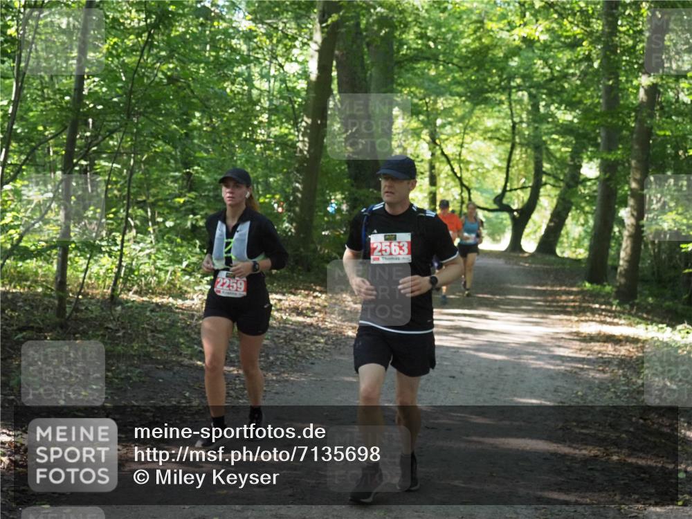 22.09.2024 - 32. Volkslauf durch das schöne Alstertal Miley Keyser http://msf.ph/oto/7135698 22.09.2024 10:45:37 Laufen 2259, 2563 meine-sportfotos.de