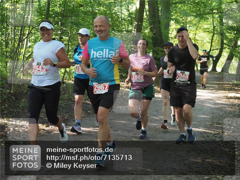 22.09.2024 - 32. Volkslauf durch das schöne Alstertal Miley Keyser http://msf.ph/oto/7135713 22.09.2024 10:45:33 Laufen 2543, 418, 2967, 2048, 2948 meine-sportfotos.de