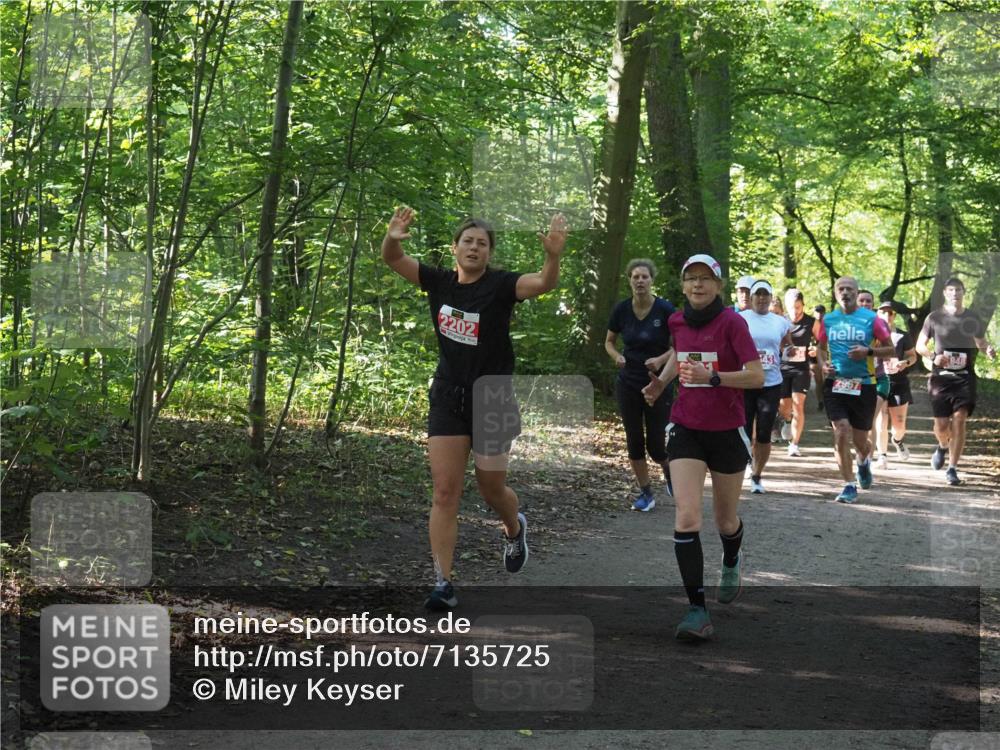 22.09.2024 - 32. Volkslauf durch das schöne Alstertal Miley Keyser http://msf.ph/oto/7135725 22.09.2024 10:45:30 Laufen 2202, 948 meine-sportfotos.de